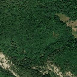 Satellite imagery of cairn, FR