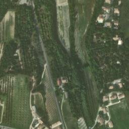 Satellite imagery of Chateau de Grignan, FR