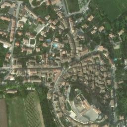 Satellite imagery of Chateau de Grignan, FR
