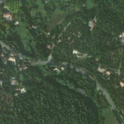 Satellite imagery of Chateau de Grignan, FR