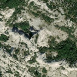 Satellite imagery of Stap, HR