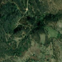 Satellite imagery of Lom, BA