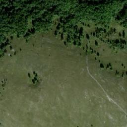 Satellite imagery of Velika Stražbenica, BA