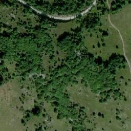 Satellite imagery of Velika Stražbenica, BA