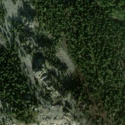 Satellite imagery of Roche Bénie, FR