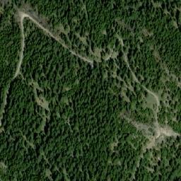 Satellite imagery of Obrešci, BA