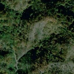 Satellite imagery of Ćumori, BA