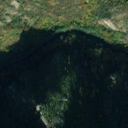 Satellite imagery of Vis, BA