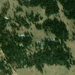 Satellite imagery of Mačak, BA