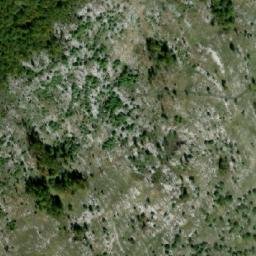 Satellite imagery of Čaporak, BA