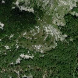 Satellite imagery of Ubojine, BA