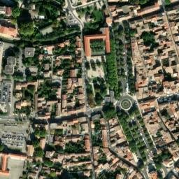 Satellite imagery of Château des princes d'Orange, FR