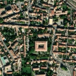 Satellite imagery of Château des princes d'Orange, FR