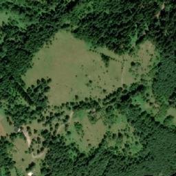 Satellite imagery of Dugi Rat, BA