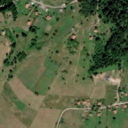 Satellite imagery of Mačak, BA