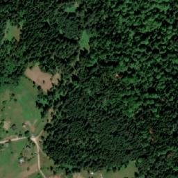 Satellite imagery of Mačak, BA