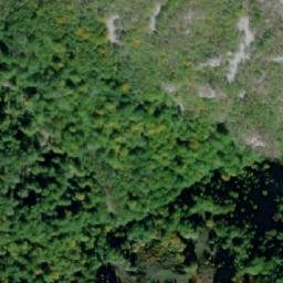 Satellite imagery of Komić, BA