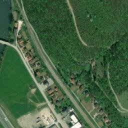 Satellite imagery of Crniš, BA