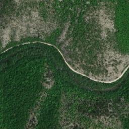 Satellite imagery of Maksimovića Greda, HR