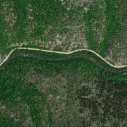 Satellite imagery of Maksimovića Greda, HR