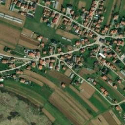 Satellite imagery of Mostre Radio Mast, BA