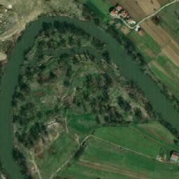 Satellite imagery of Mostre Radio Mast, BA