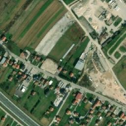 Satellite imagery of Mostre Radio Mast, BA