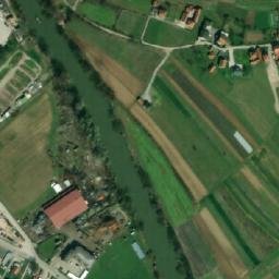 Satellite imagery of Mostre Radio Mast, BA