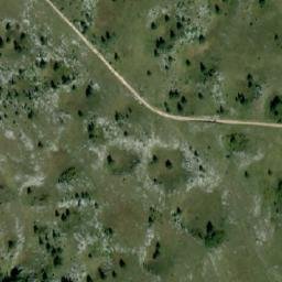 Satellite imagery of Mečet, BA