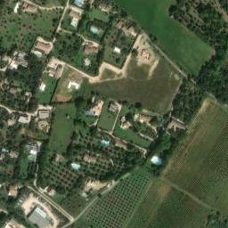 Satellite imagery of cairn, FR