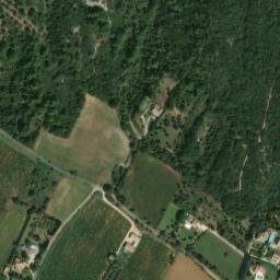 Satellite imagery of cairn, FR