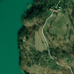 Satellite imagery of Mačkovac, BA