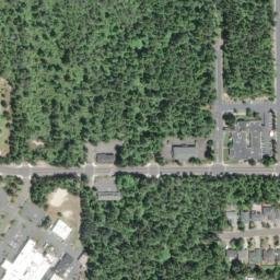 Satellite imagery of Spruce Point, US