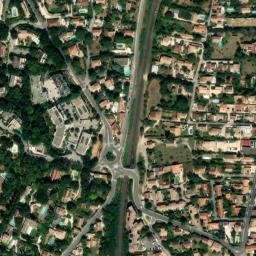 Satellite imagery of Abbaye Saint-André, FR