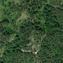 Satellite imagery of Vinac, BA