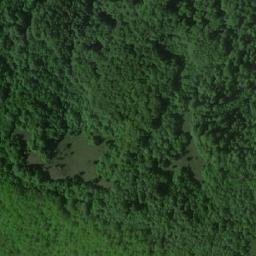 Satellite imagery of Bećirovac, BA