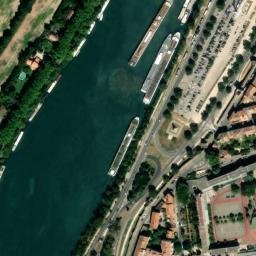 Satellite imagery of Ancien Collège de Cisterciens de Sénanque, FR