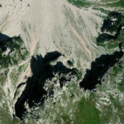 Satellite imagery of Mali Troglav, BA