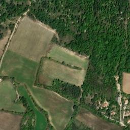 Satellite imagery of cairn, FR