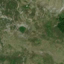 Satellite imagery of Mala Privija, BA