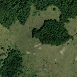 Satellite imagery of Mali Malovan, BA