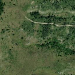 Satellite imagery of Mali Malovan, BA