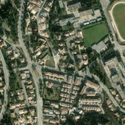 Satellite imagery of Chateau de Châteaurenard, FR