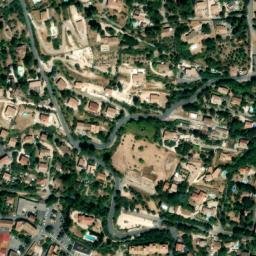 Satellite imagery of Abbaye de Sainte-Croix d'Apt, FR
