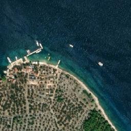 Satellite imagery of cairn, IT