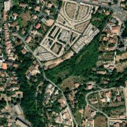 Satellite imagery of Abbaye de Sainte-Croix d'Apt, FR