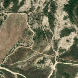 Satellite imagery of cairn, FR