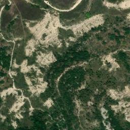 Satellite imagery of cairn, FR