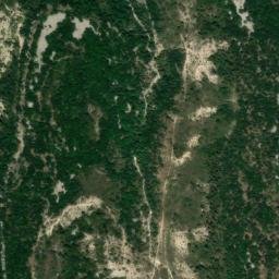 Satellite imagery of cairn, FR