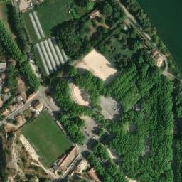 Satellite imagery of Château de Beaucaire, FR